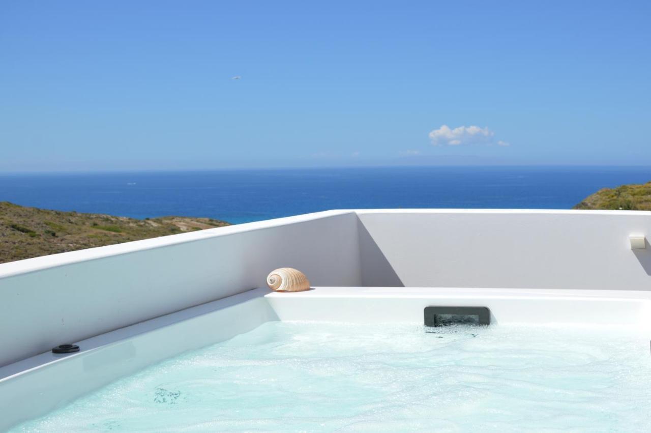 Milos Zen Suites Adamantas  Exteriör bild