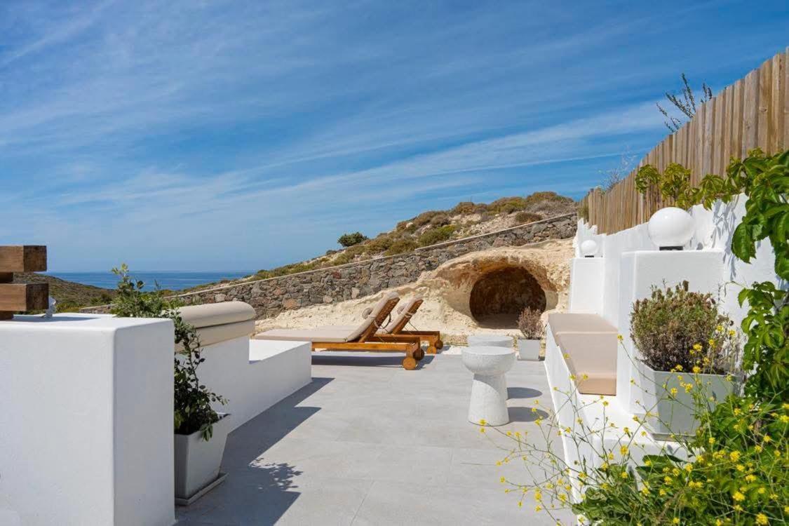 Milos Zen Suites Adamantas  Exteriör bild